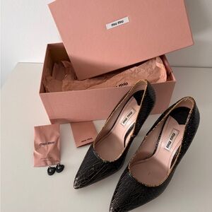 Miu Miu S/S 2013 Cracked Leather Pumps | IT 37
